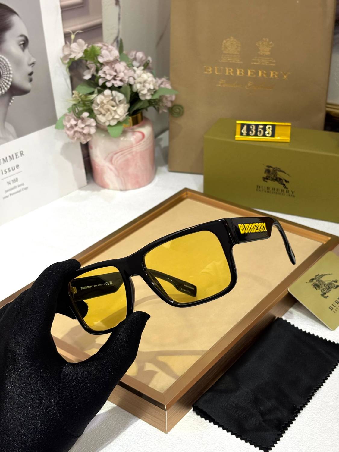 Burberry Golden Luxury Sunglasses-4