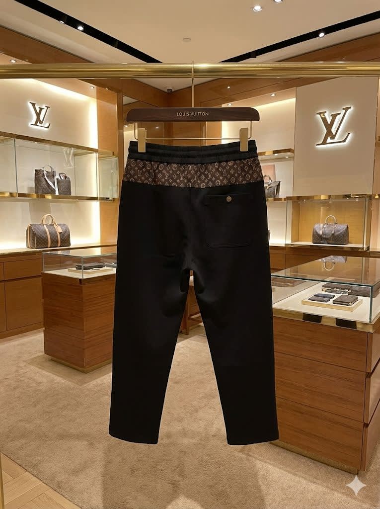 Louis Vuitton Black Premium Quality Warm Track Pant-1