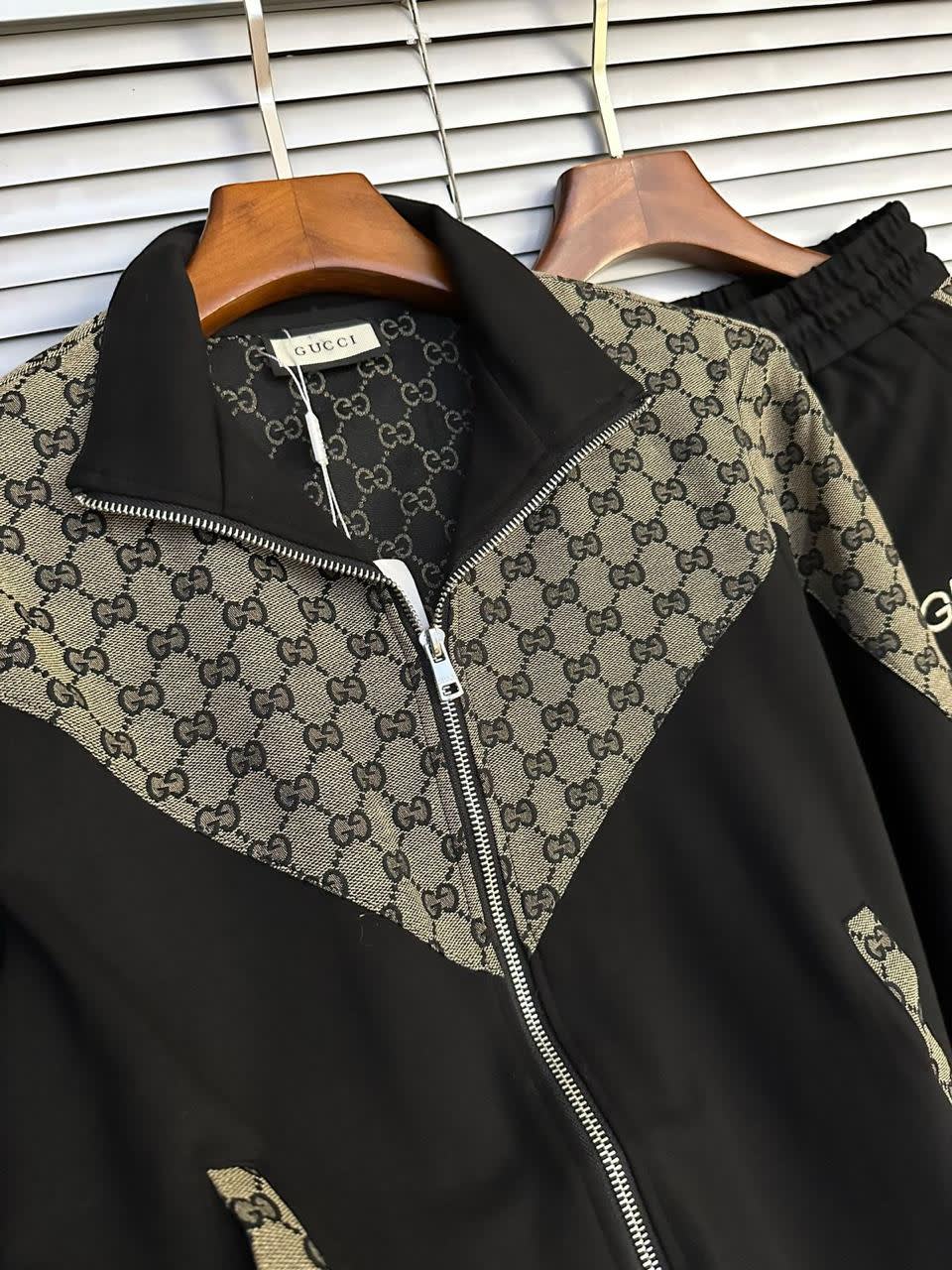 Gucci Black Premium Quality high End Authentic Track Suit-4