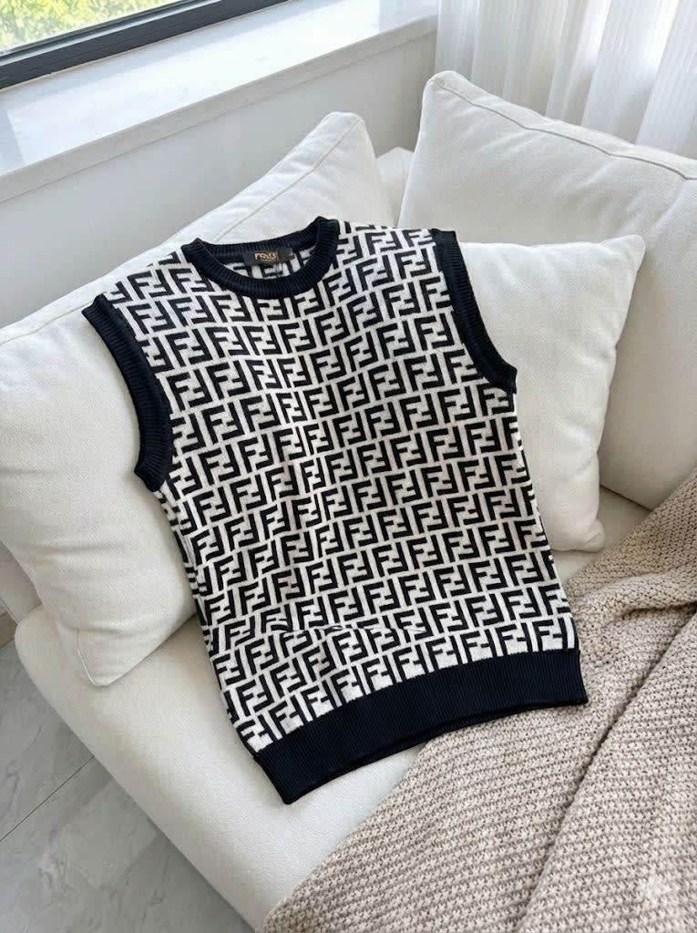 Fendi Black Authentic Premium Quality Pullover-1