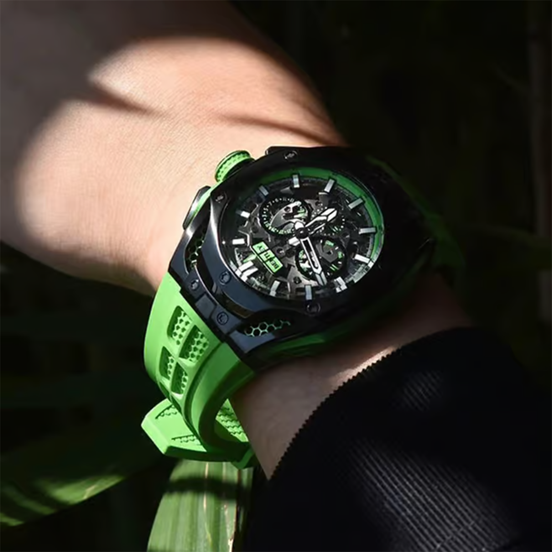 Bentley The Opulence Automatic Green Accents Men 54 mm BL-50-01 Watch-4