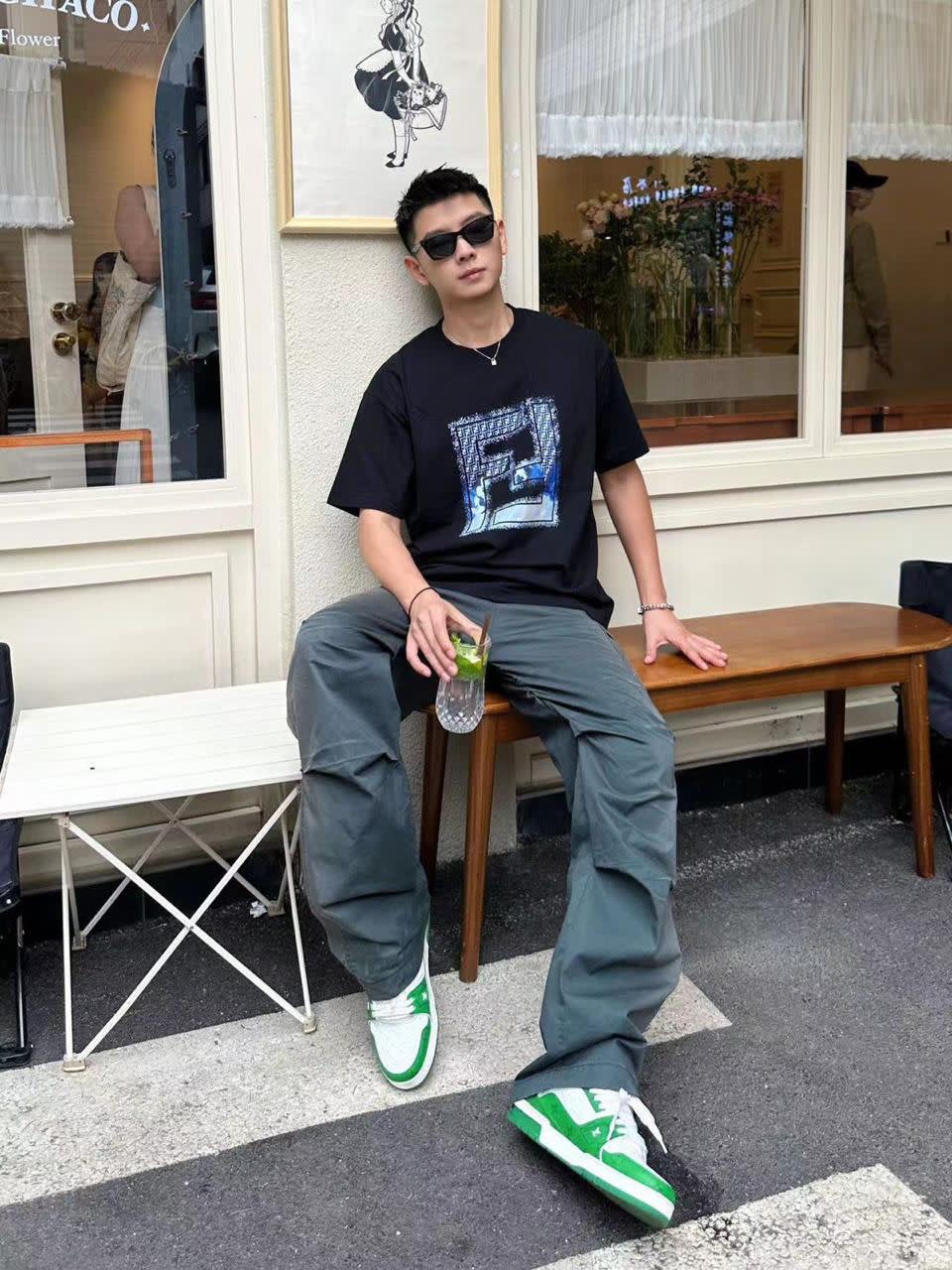 Fendi Black Embroidery Logo Premium Baggy Fit T-shirt-3