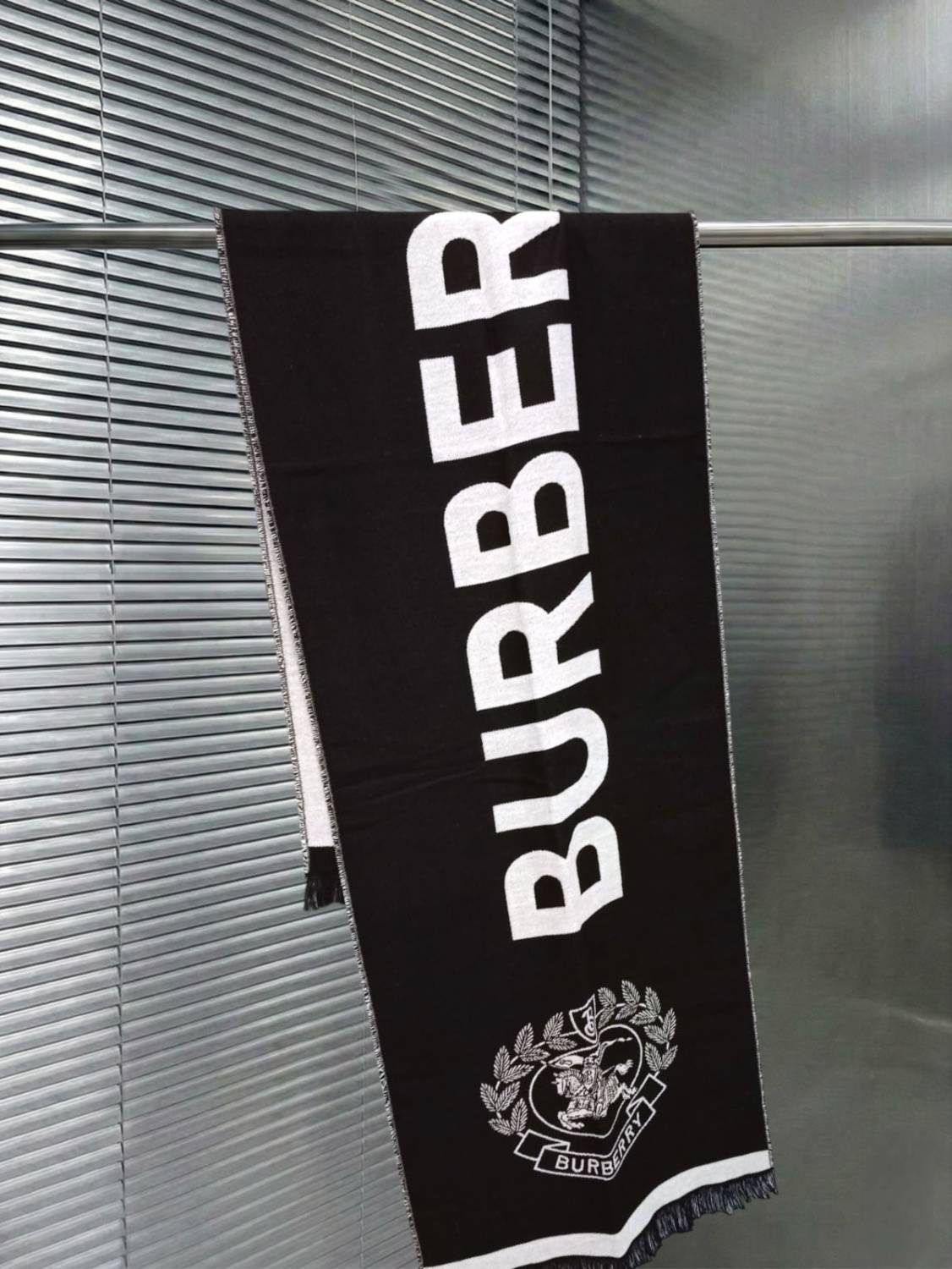 Burberry Cashmere Black Premium Quality Muffler-4