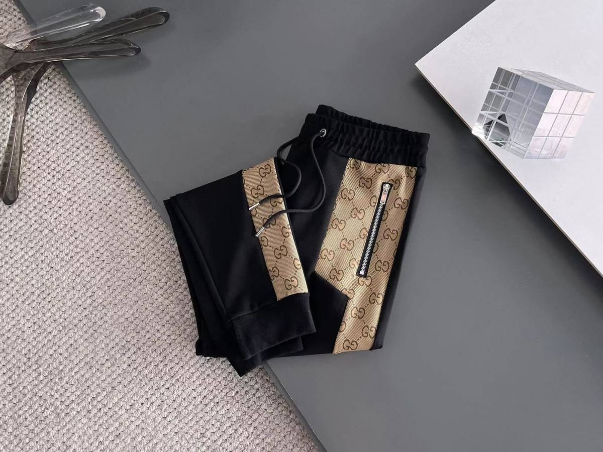Gucci Black Premium Quality high End Authentic Track Suit-4