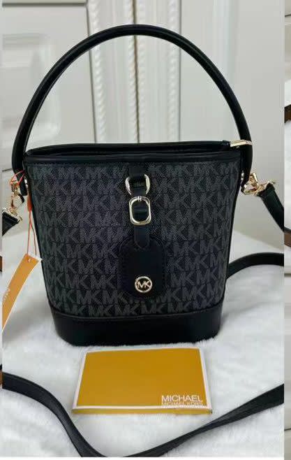 Michael Kors Black Medium Bucket Handbag-0