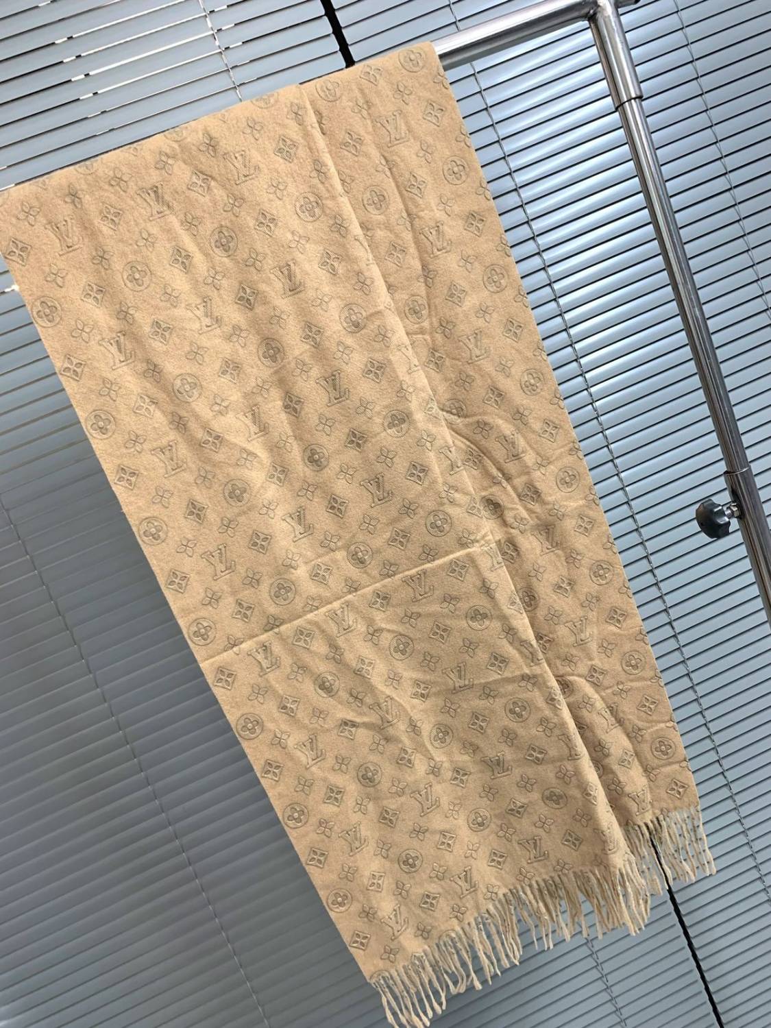 Louis Vuitton Brown Cashmere Reversible Muffler-3