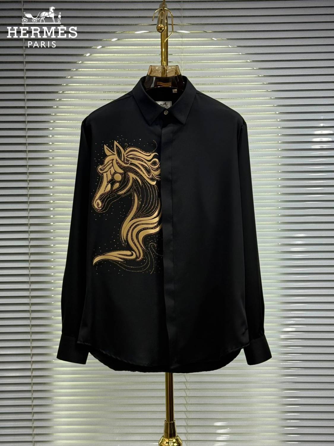 Hermès Embroidery Horse Logo Black Premium Shirt-0