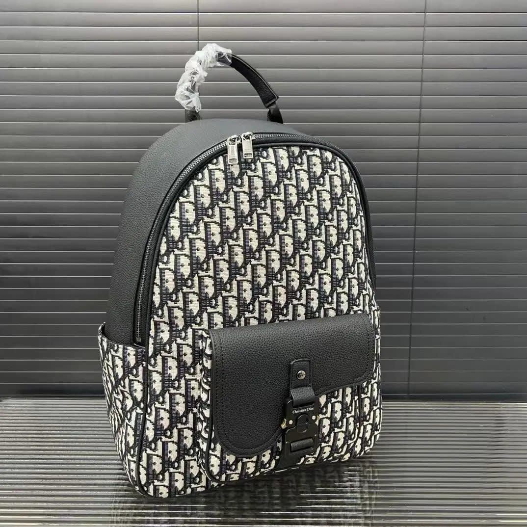 Dior Saddle Bag Black Premium Quality Backpack-0