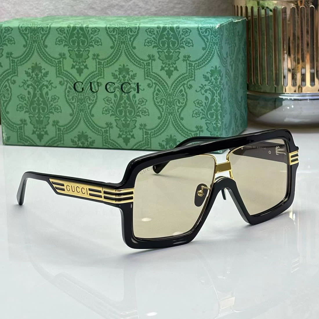 Gucci GG0900S Oversize Sunglasses-3
