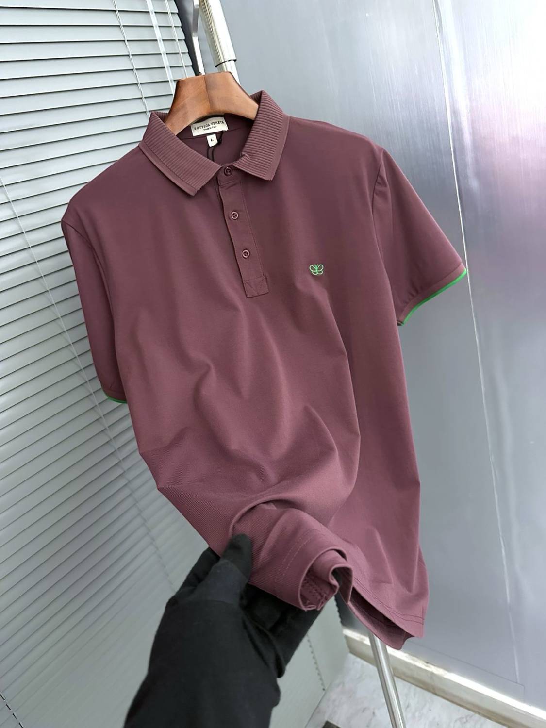 Bottega Veneta Wine Bee Emboided Premium T-shirt-0