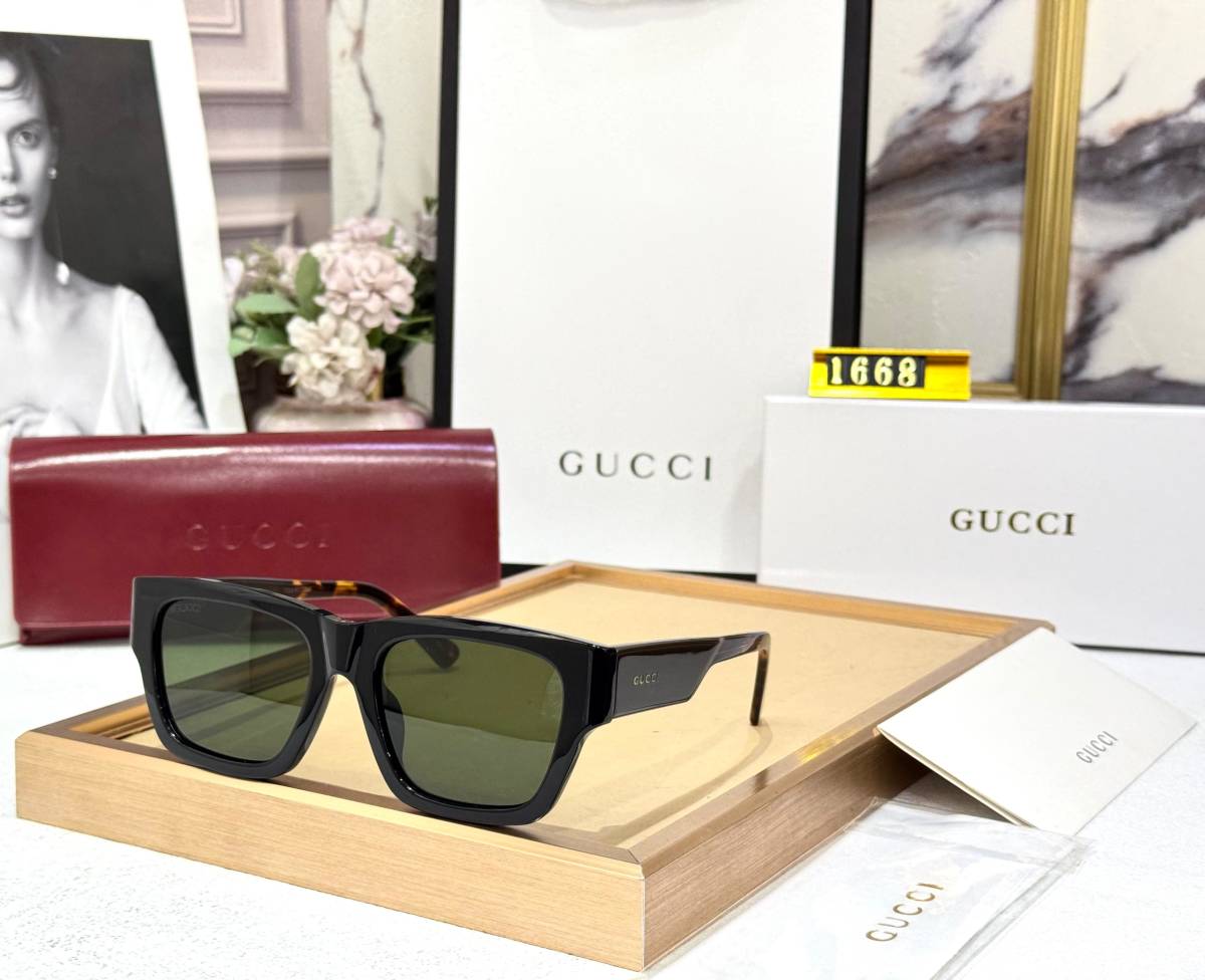 Gucci Green Premium Sunglasses-0
