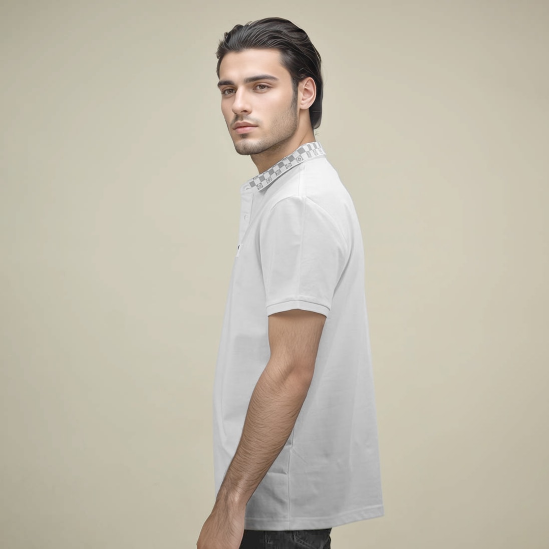 Louis Vuitton White Embroidery Logo Premium Polo T-shirt-2