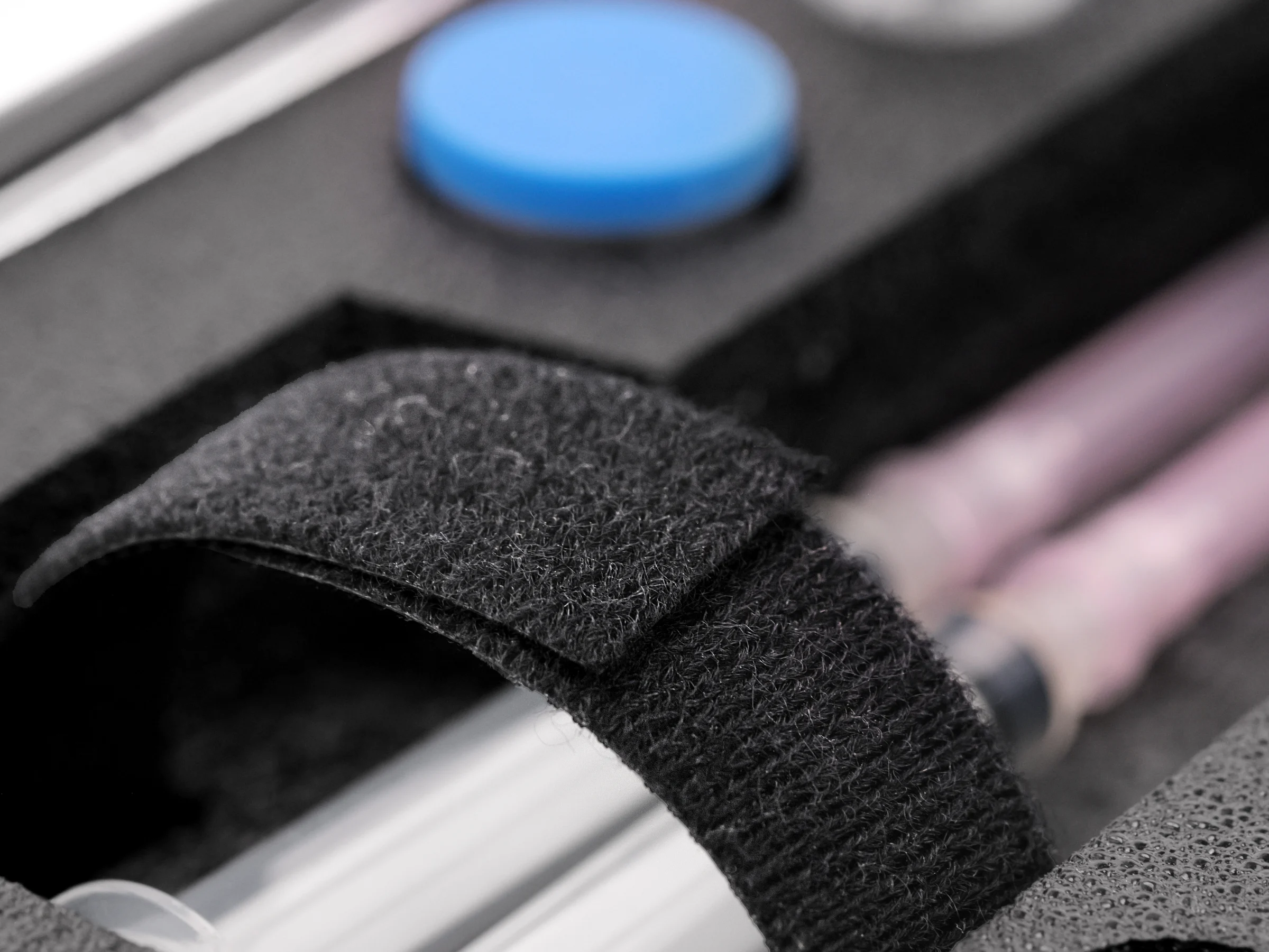 Center Syringe Cavity with Velcro Retention