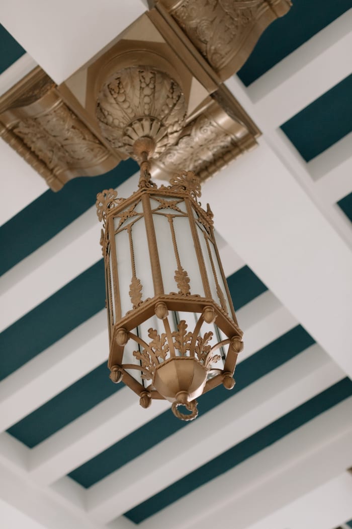 Art deco ceiling detail