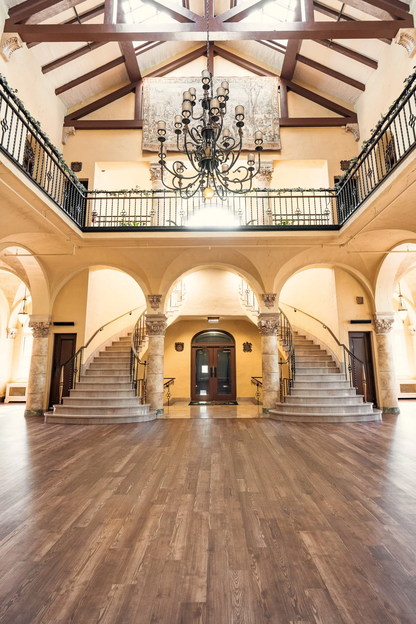 The main hall, set for dinner