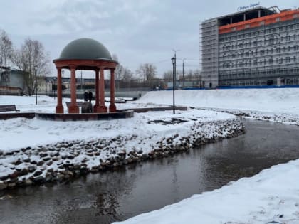 Мэр Петрозаводска прокомментировала критику новой ротонды в сквере