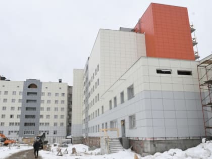 В медучреждениях Петрозаводска продолжатся ремонты и поставки современного медоборудования