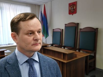 Суд в Петербурге отменил решение об изъятии имущества и денег у экс-спикера Петросовета Боднарчука и его супруги