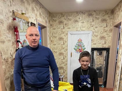 Руководитель волонтерского центра «Единой России» принял участие в акции «Елка желаний»