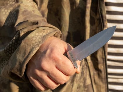 В Карелии муж предстанет перед судом за то, что угрожал жене ножом