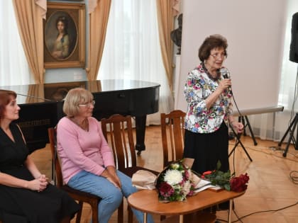 Выставка в честь 90-летия художника Мюда Мечева открылась в Петрозаводске