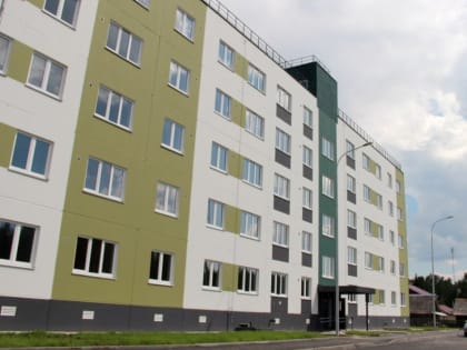 Артур Парфенчиков поручил досрочно начать подготовку к следующему этапу программы расселения аварийных домов