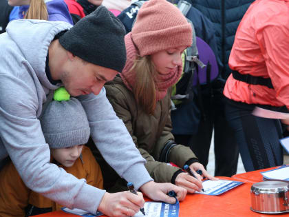 Сотни петрозаводчан отметили Новый год массовым забегом