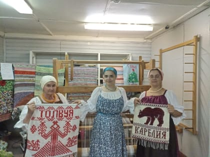 Жительница карельской деревни открыла ремесленную мастерскую благодаря господдержке