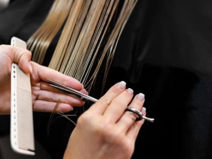 Парикмахеры раскрыли желательную частоту стрижки волос