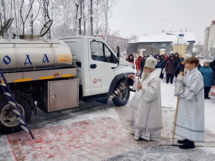 Крещенскую воду можно набрать в субботу и воскресенье