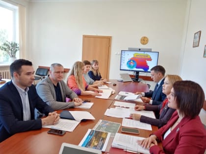 Муезерский  район с рабочим визитом посетила Министр имущественных и земельных отношений РК