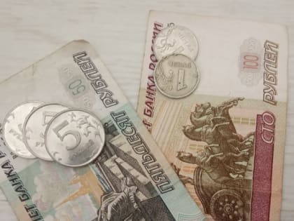 Студентам предложили поднять стипендии до МРОТ