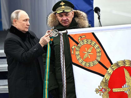 Путин поблагодарил служащих ВКС за самоотверженный ратный труд