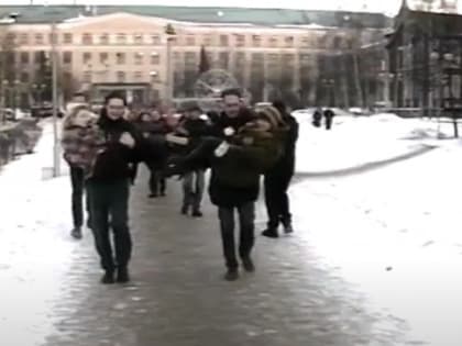 Забавный конкурс провели для влюбленных мужчин 8 марта в Петрозаводске