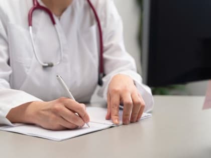 Мясников назвал причины развития рака кишечника