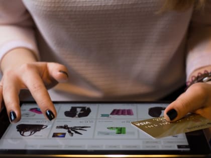 Владимир Путин подписал закон, который упростил покупки в зарубежных интернет-магазинах