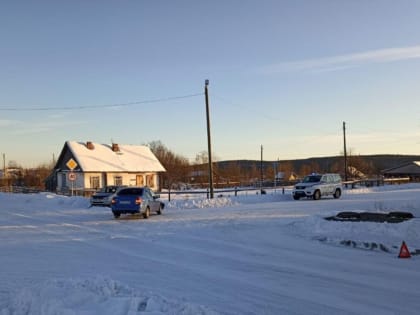 В Карелии женщина получила травмы в ДТП с двумя легковушками