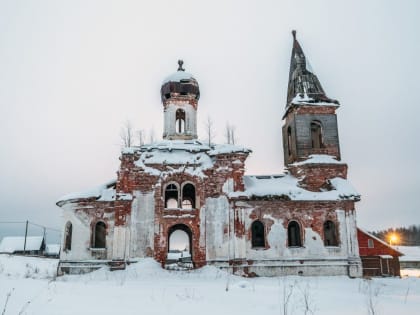 Московские архитекторы сообщили, что маковку и шатер храма в Белой горе перед консервацией сносить не нужно