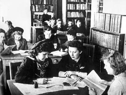 Съезд ветеринаров, врачи и  фотограф Майстерман - 17 января в истории Карелии