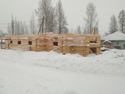 На месте разрушенного старинного храма в Коткозере строят новый