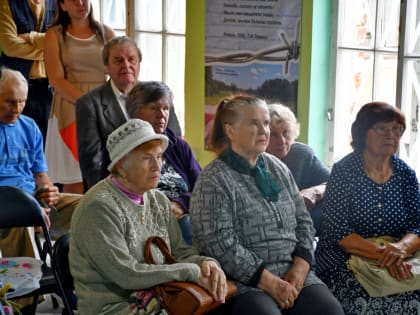 Блокадному Ленинграду посвящается
