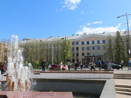 Запуск «Молекулы фуллерена» на Студенческом бульваре у ПетрГУ