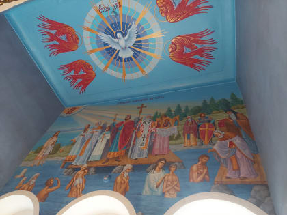 Местный иконописец расписал стены собора в Петрозаводске