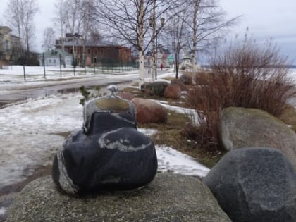 Что удалось скопить жителям Карелии, и сколько мы должны банкам