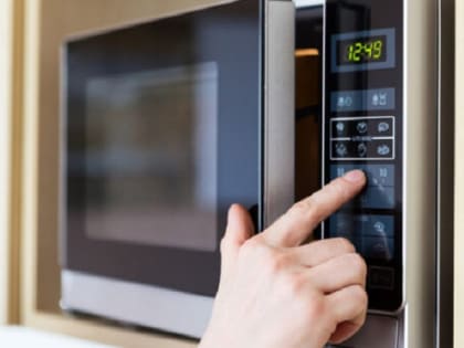 В каком случае микроволновки могут вызвать рак, рассказал онколог