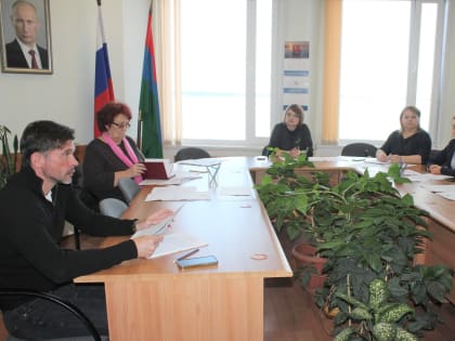 Депутаты Петросовета рекомендовали к принятию на внеочередной сессии внесение изменений в городской бюджет