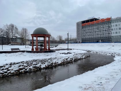 Администрация Петрозаводска сообщила о завершении благоустройства скверов «Источник» и «Иссерсоновский»