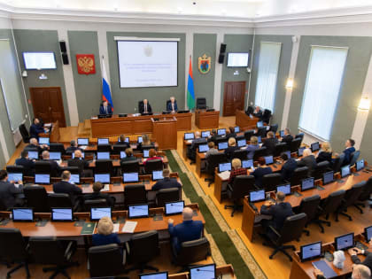 Парламент Карелии принял изменения в выборное законодательство и установил День избирательных комиссий в республике