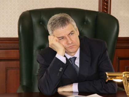 Губернатор Карелии призывает муниципалитеты активнее решать проблемы с долгами за коммунальные услуги