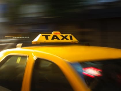 Почему так выросли цены на такси, объяснили в «Яндексе»